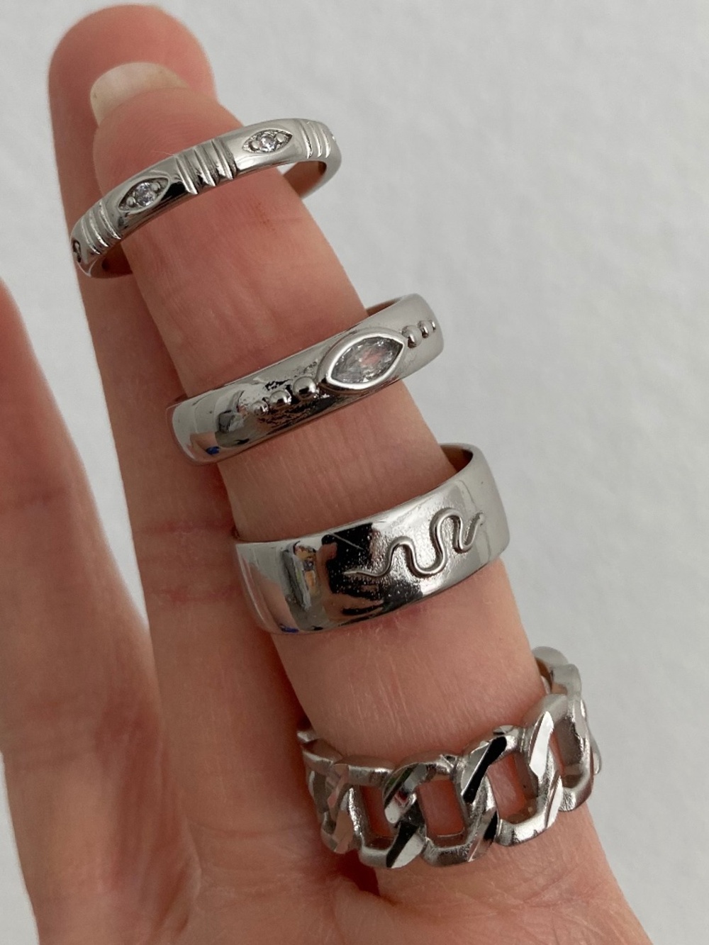 Vanessa Mooney SZ7 Ring SET Silver Stackable layering cocktail Rings Silver Set
